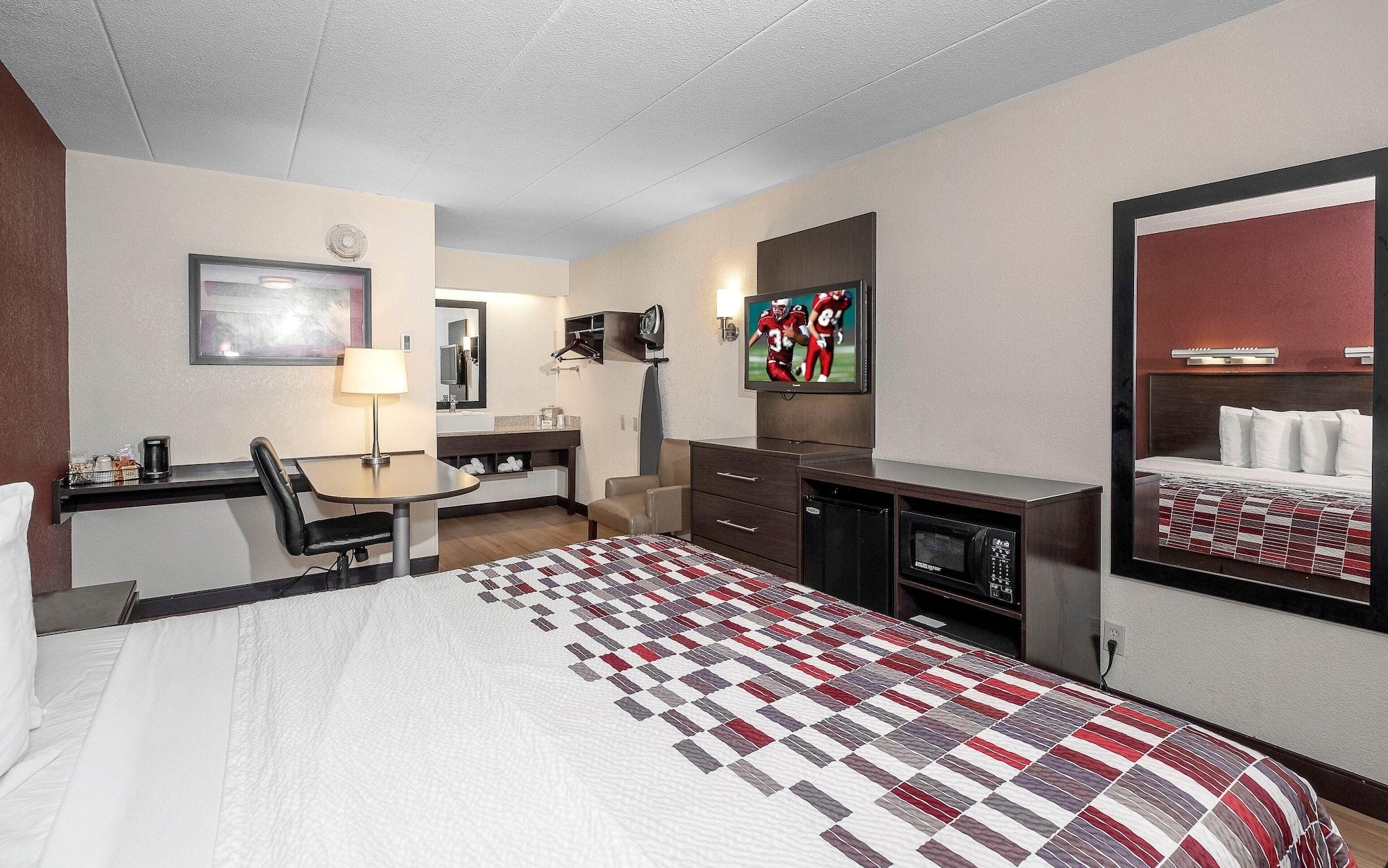 Red Roof Inn Mt Laurel Маунт-Лорел Экстерьер фото