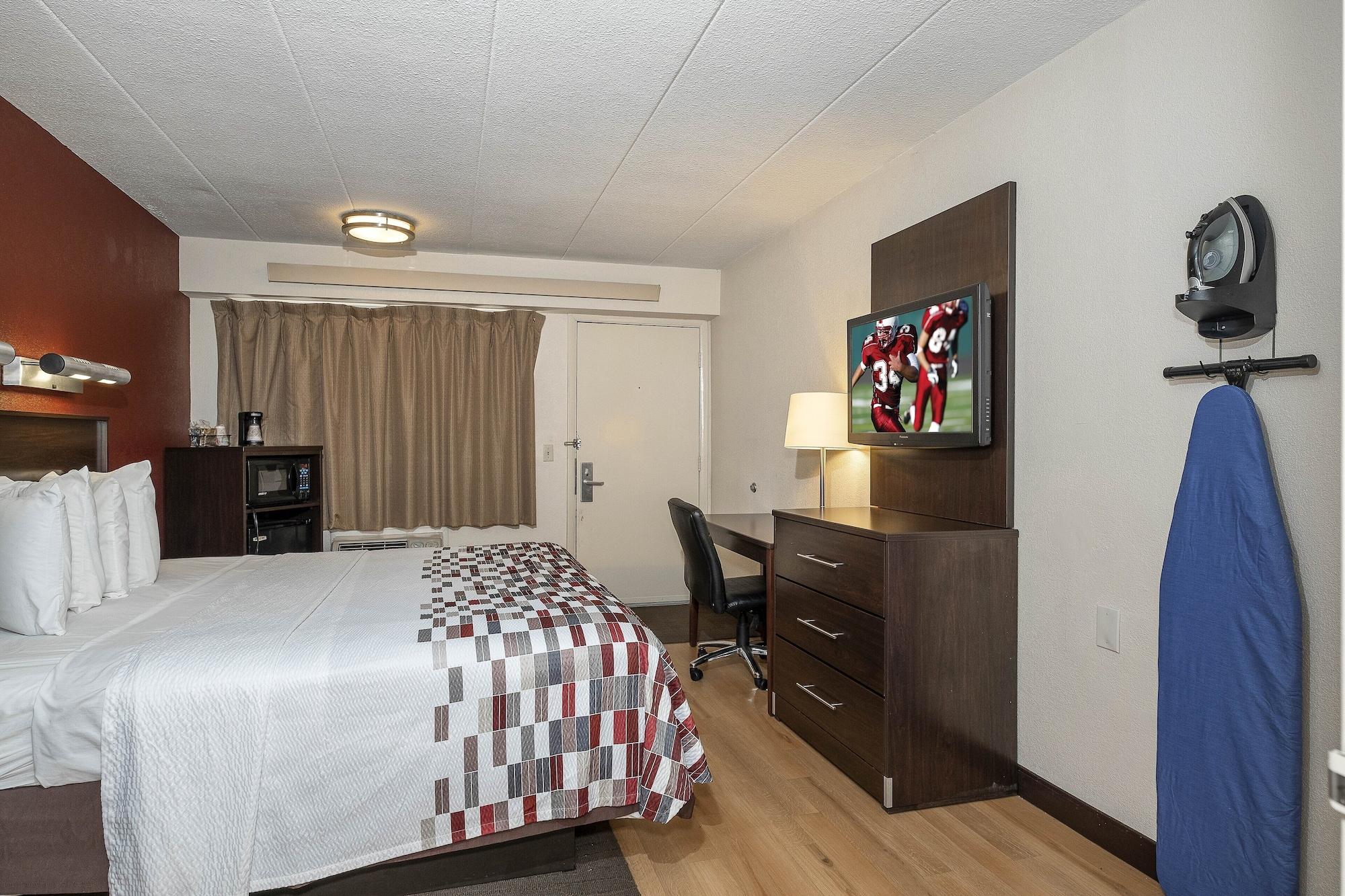 Red Roof Inn Mt Laurel Маунт-Лорел Экстерьер фото