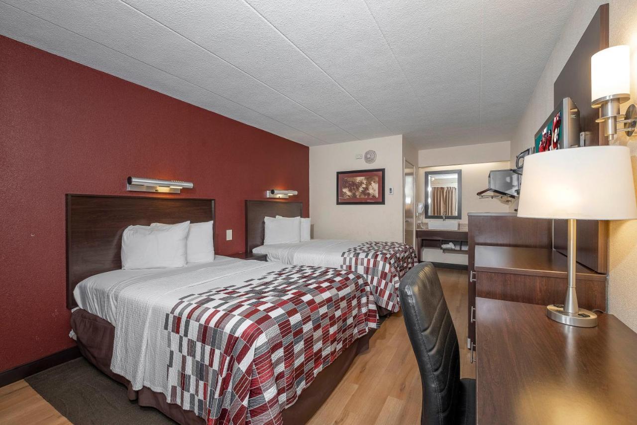 Red Roof Inn Mt Laurel Маунт-Лорел Экстерьер фото
