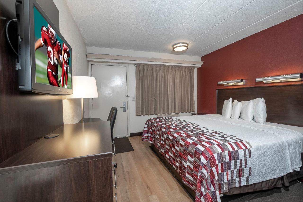 Red Roof Inn Mt Laurel Маунт-Лорел Экстерьер фото